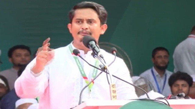 অন্তর্বর্তী সরকারকে সুশীল ভূমিকায় দেখতে চাই না: সারজিস