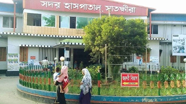 সাতক্ষীরায় ট্রাক-প্রাইভেটকার সংঘর্ষে নিহত ২