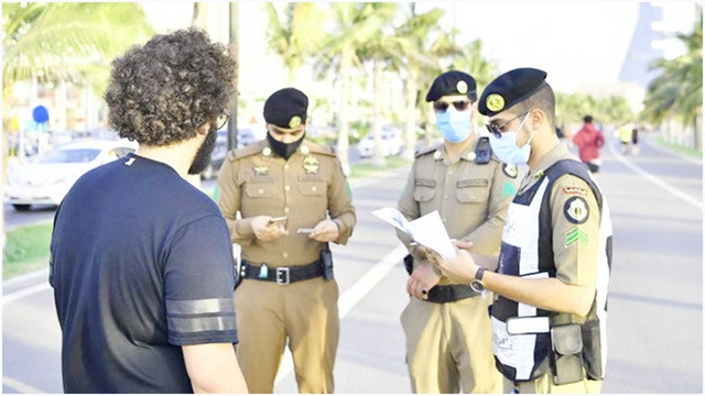 সৌদিতে ২১ হাজারের বেশি প্রবাসী গ্রেপ্তার