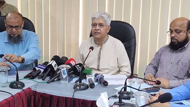 কিছু জায়গায় লবণ না দেওয়ার কারণে চামড়া নষ্ট হয়েছে : শিল্প উপদেষ্টা