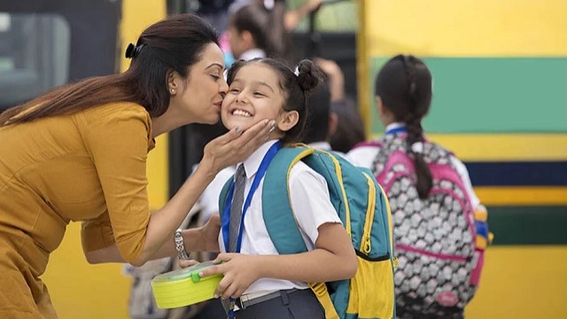 দাবদাহে স্কুলগামী শিশুর সুরক্ষায়