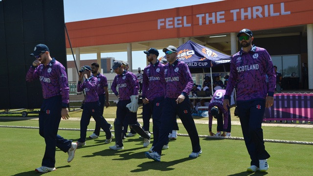 বাংলাদেশের প্রতি সমবেদনা জানিয়ে বড় দলগুলোকে হুঁশিয়ারি স্কটল্যান্ডের