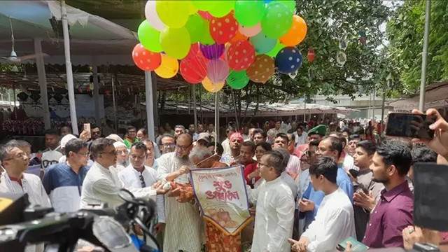 বাংলা একাডেমিতে ৭ দিনব্যাপী বৈশাখী মেলার উদ্বোধন