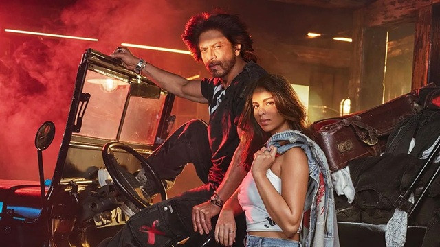 সুহানাকে ‘অ্যাকশন’ শেখাচ্ছেন শাহরুখ