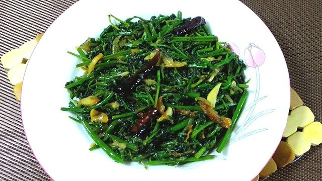 ঢেঁকি শাকের ৫ উপকারিতা