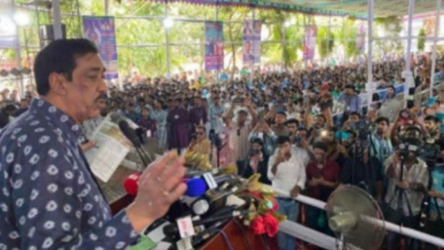 সাংবাদিকতা ও রাজনীতি, এই দুই সেক্টর না দাঁড়ালে দেশ চলে না: শামীম ওসমান