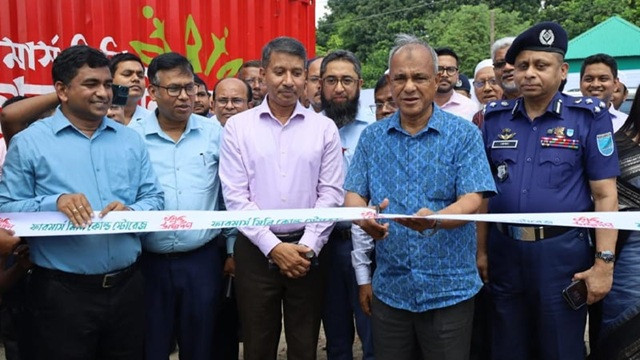 দেশে প্রথমবারের মতো কৃষকের হাতে সবজির মিনি কোল্ডস্টোরেজ