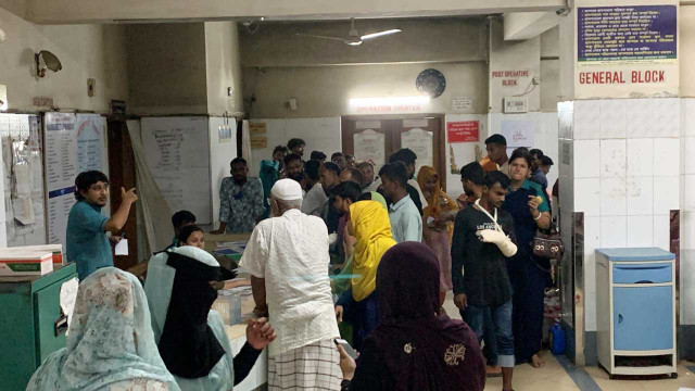 সিলেটে গরুর লাথি ও মাংস কাটতে গিয়ে ৭৬ জন আহত