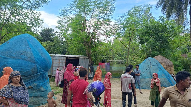ডিভোর্স লেটার পেয়ে অভিমানে স্বামীর আত্মহত্যা!