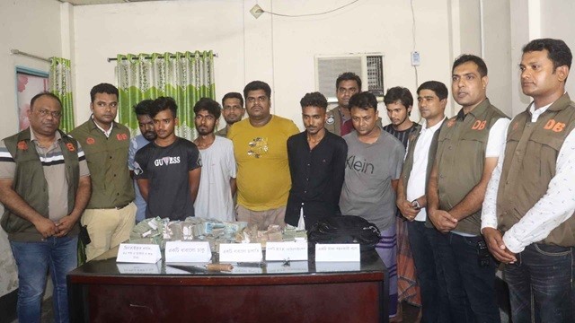 নগদের টাকা ছিনতাইয়ের ঘটনায় ম্যানেজার জড়িত, উদ্ধার ৩২ লাখ