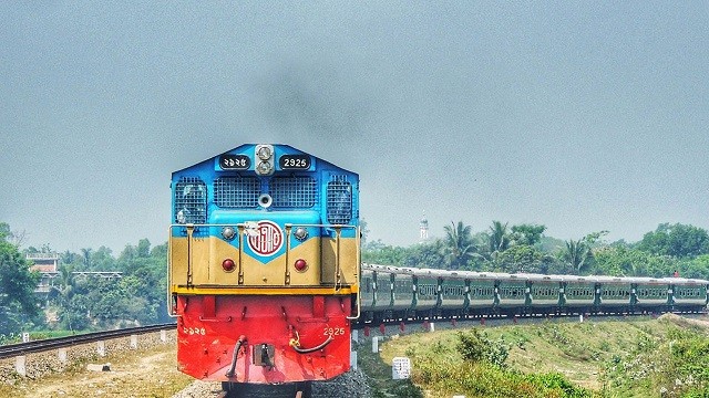 নেতাকর্মীদের জন্য ৩ জোড়া ট্রেন ভাড়া করলো জামায়াত