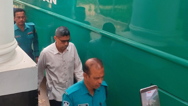 গুম-নির্যাতন : তিন সেনা কর্মকর্তাকে ট্রাইব্যুনালে হাজির