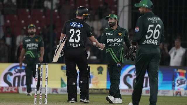 ফাইনাল হারে অধিনায়ক রিজওয়ানের দায় দেখছেন শেহজাদ