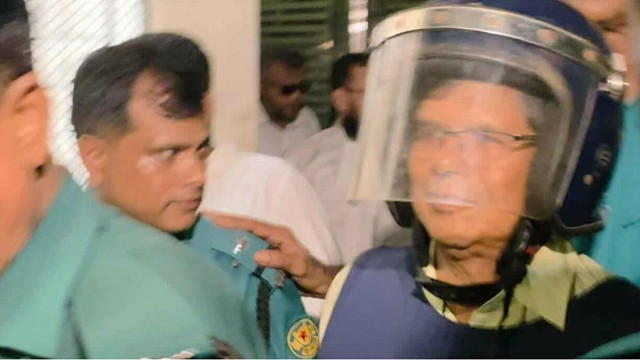 সন্ত্রাসবিরোধী আইনের মামলায় আবু আলম শহীদ খান কারাগারে