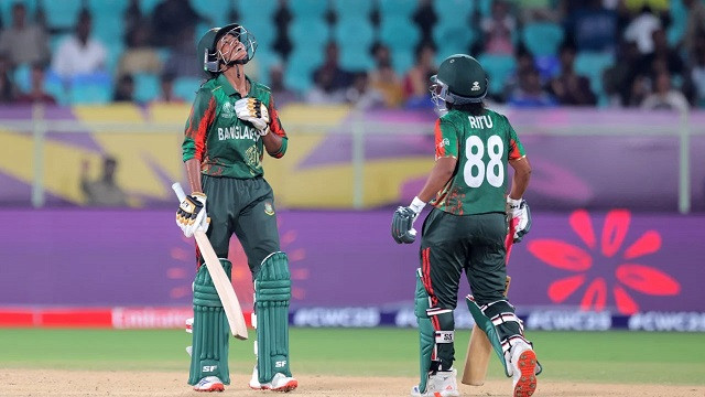 স্বর্ণার দ্রুততম ফিফটিতে সর্বোচ্চ রানের রেকর্ড গড়ল বাংলাদেশ