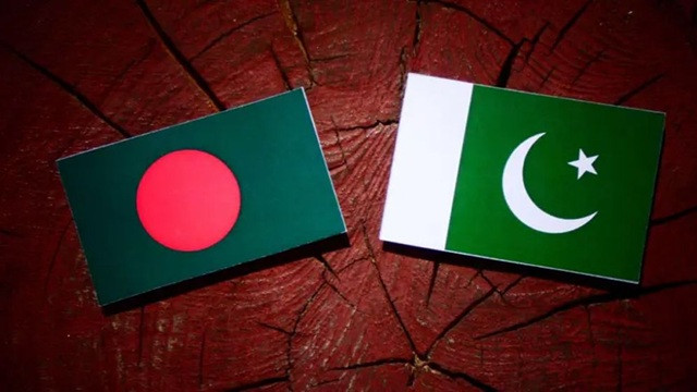 পাকিস্তানের সঙ্গে বাণিজ্য বাড়ানোর চিন্তা বাংলাদেশের কতটা কাজে দেবে?