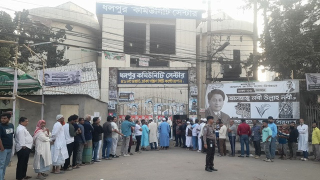 ত্রয়োদশ জাতীয় সংসদ নির্বাচনের ২৯৯ আসনে ভোটগ্রহণ শুরু