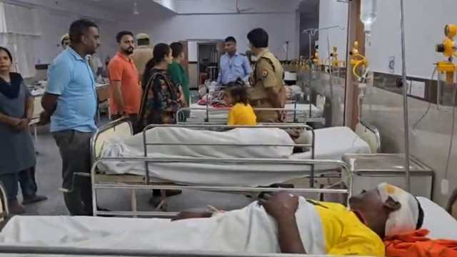 ভারতে সড়ক দুর্ঘটনায় ৮ জনের প্রাণহানি
