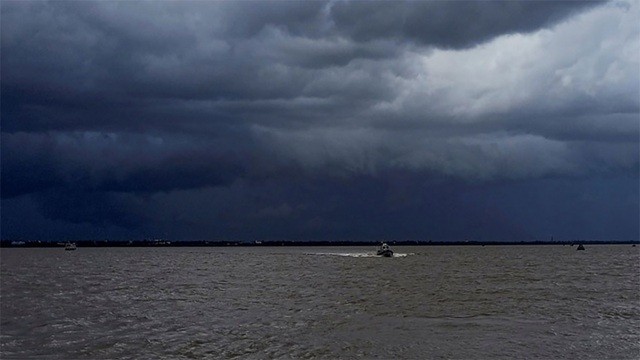 বঙ্গোপসাগরে ঝড়ো হাওয়ার আশঙ্কা, চার সমুদ্রবন্দরে ৩ নম্বর সতর্ক সংকেত