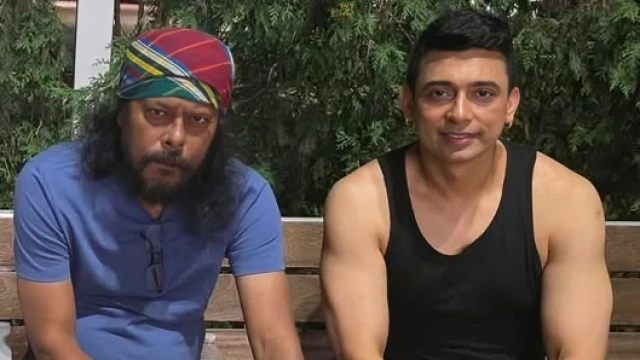 হাফ প্যান্ট-গেঞ্জি কোথা থেকে কিনেছেন, জেমসও জিজ্ঞেস করলেন জায়েদ খানকে
